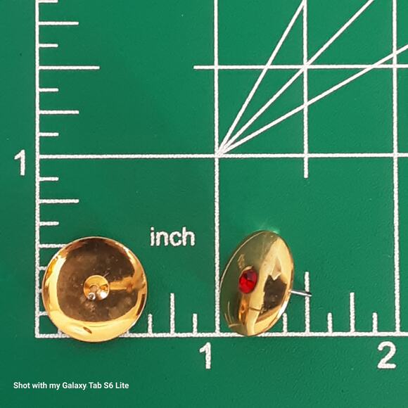 Crystal Winds Stud Earrings Gold Tone Metal Red Austrian Crystals Pierced - Picture 10 of 10